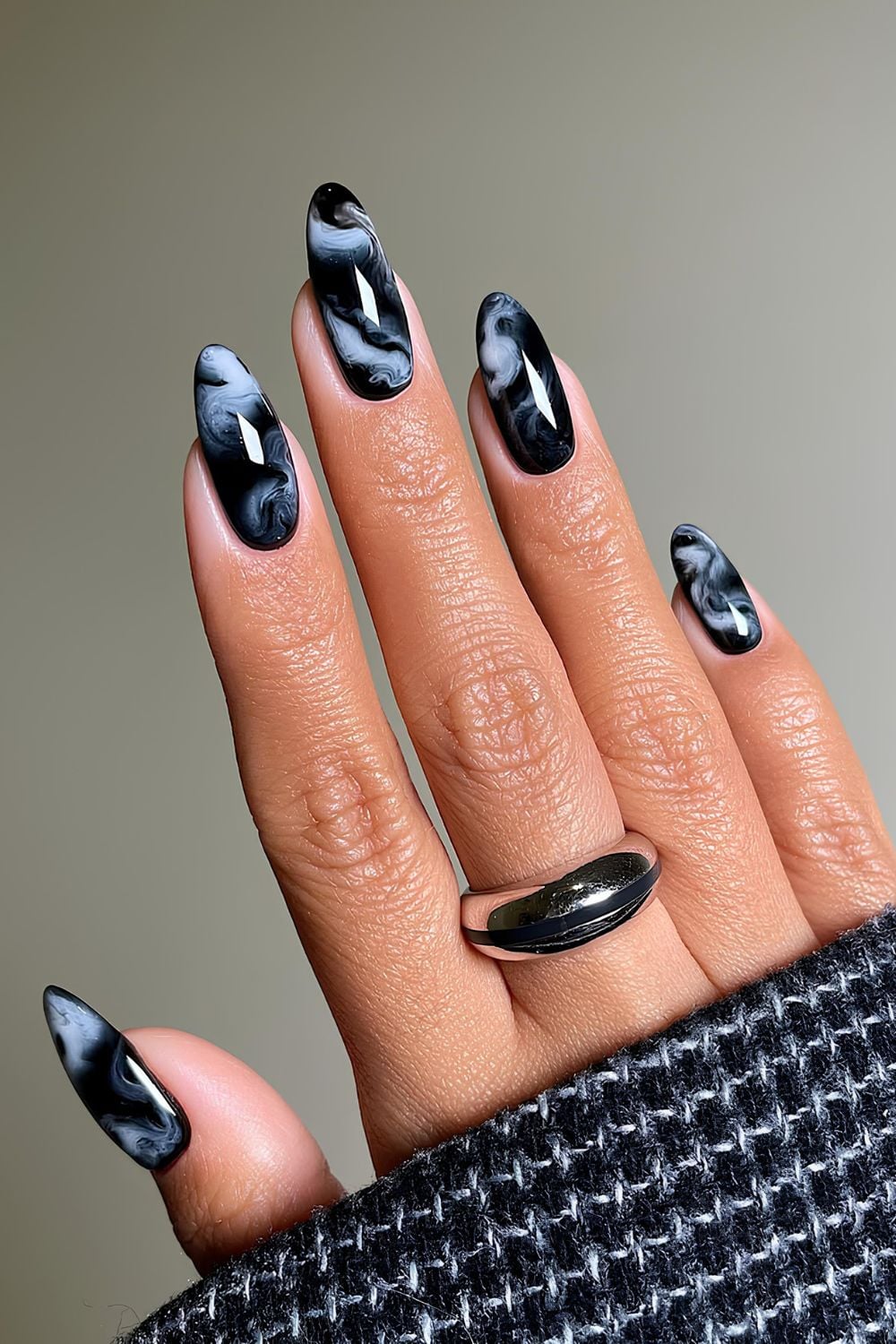 Black and grey marble nails