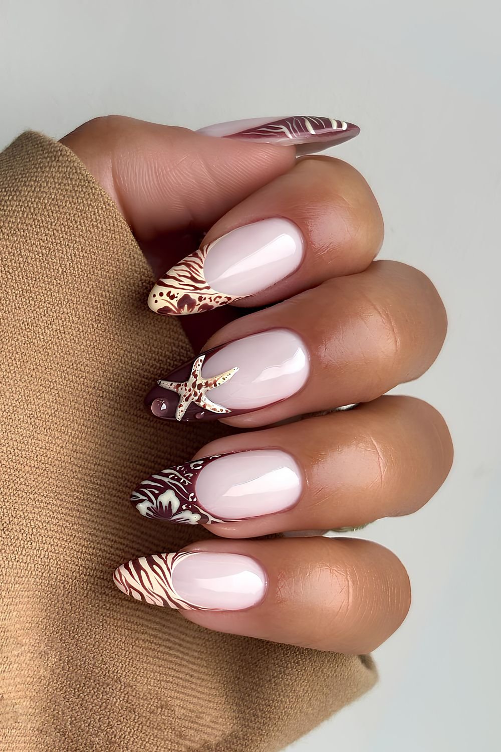 Brown and beige French tips with starfish design