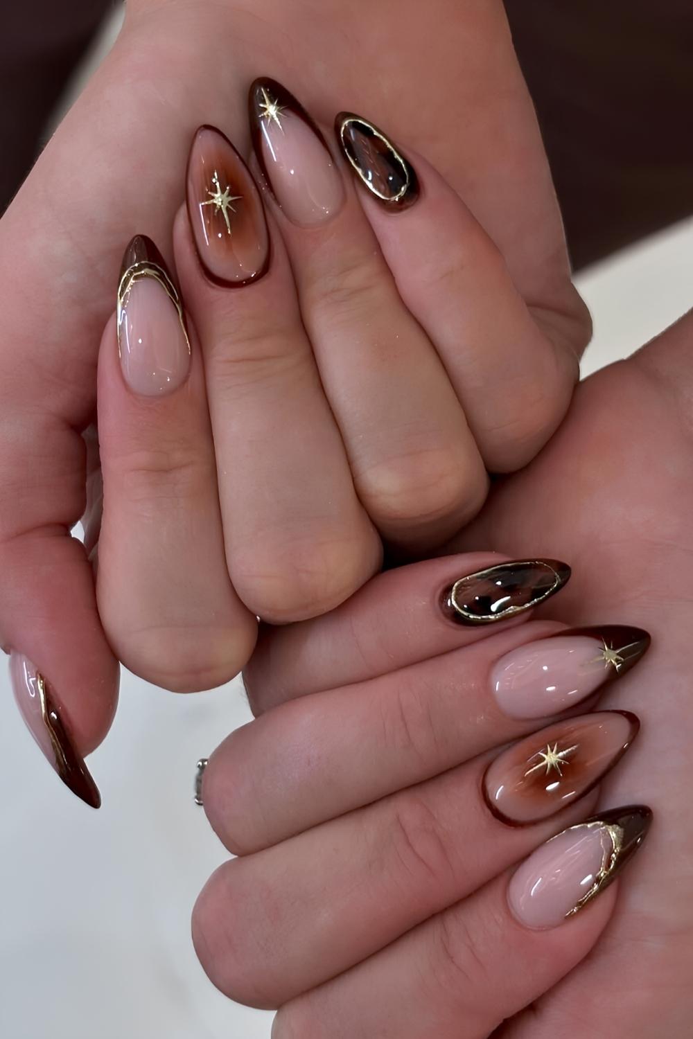 Brown nails with tortie shell and gold details