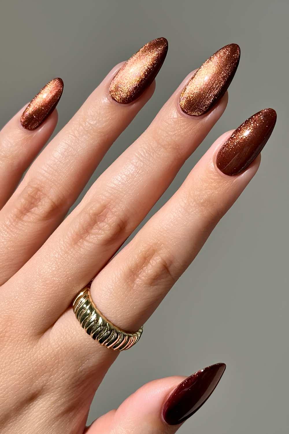 Brown velvet manicure