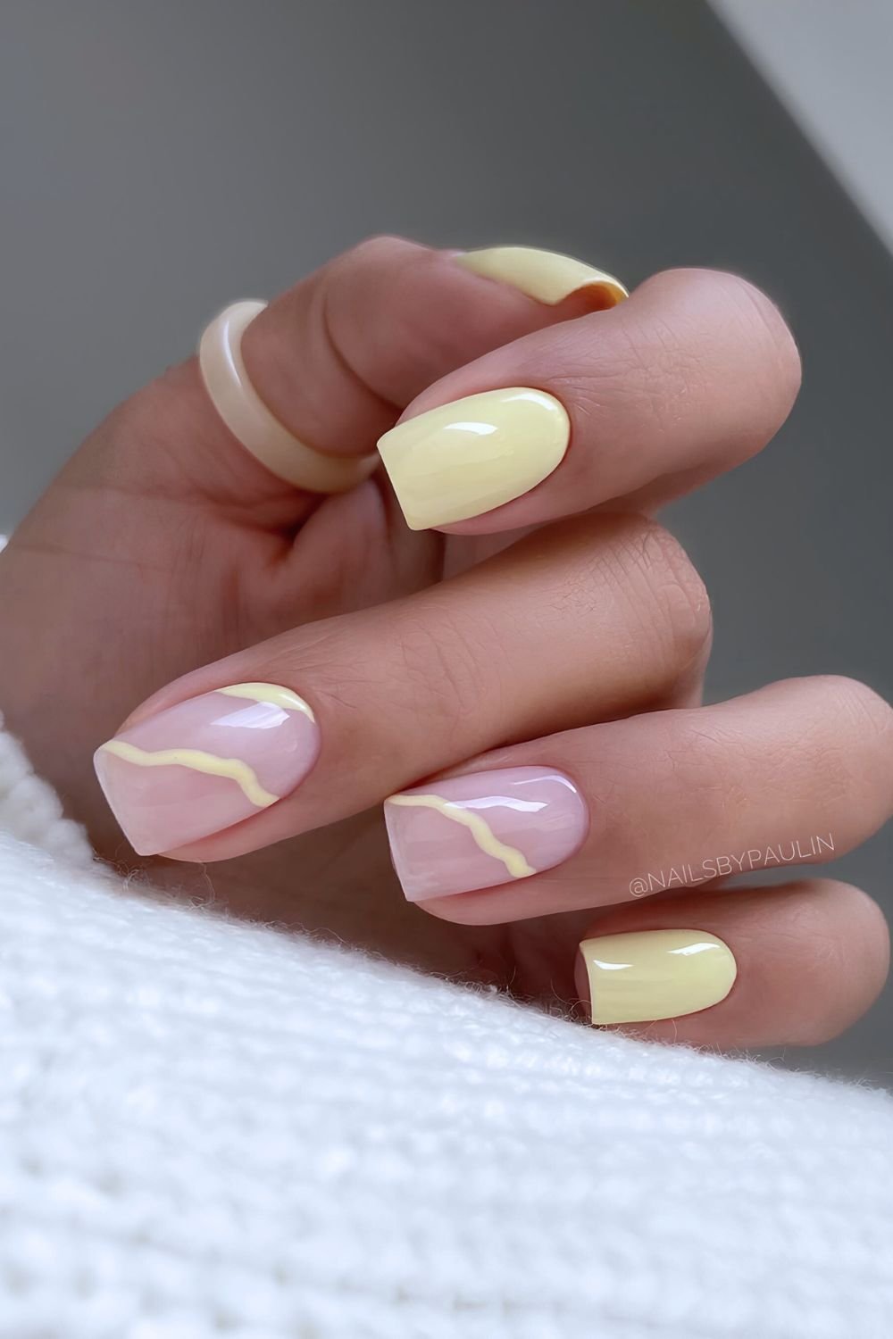 Butter yellow nails with accent line art