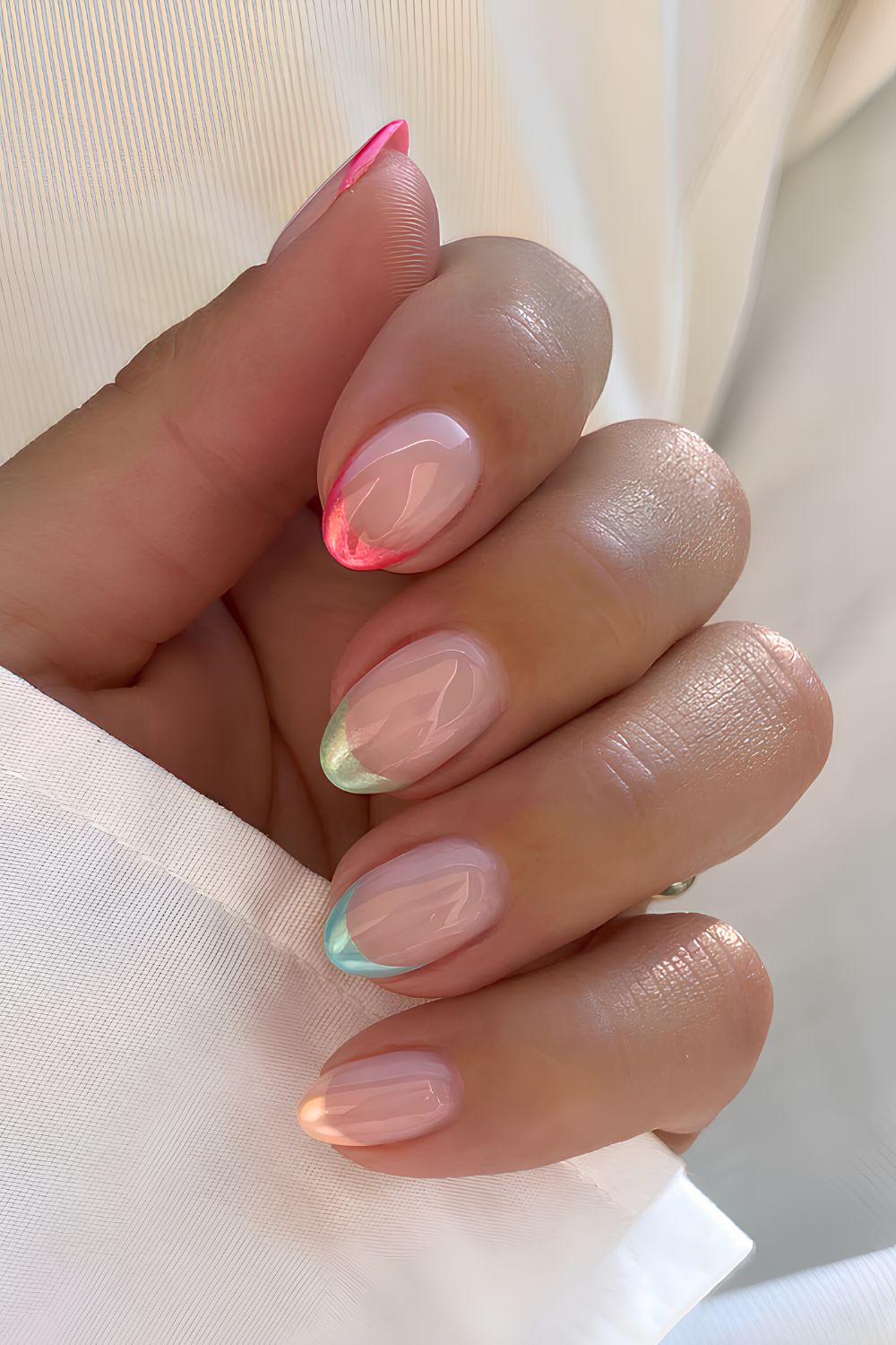 Colorful chrome French manicure