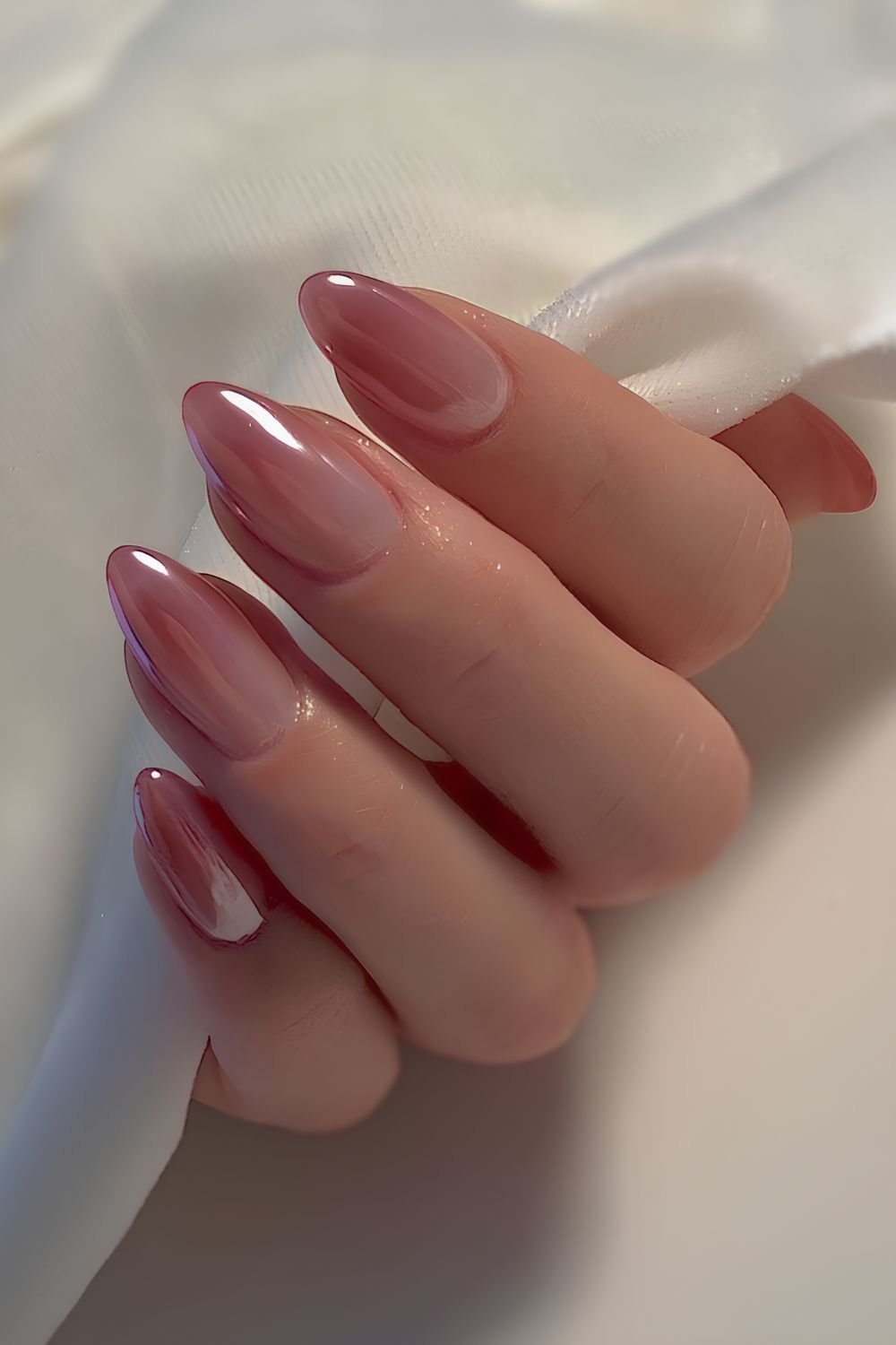 Glazed mauve ombre manicure