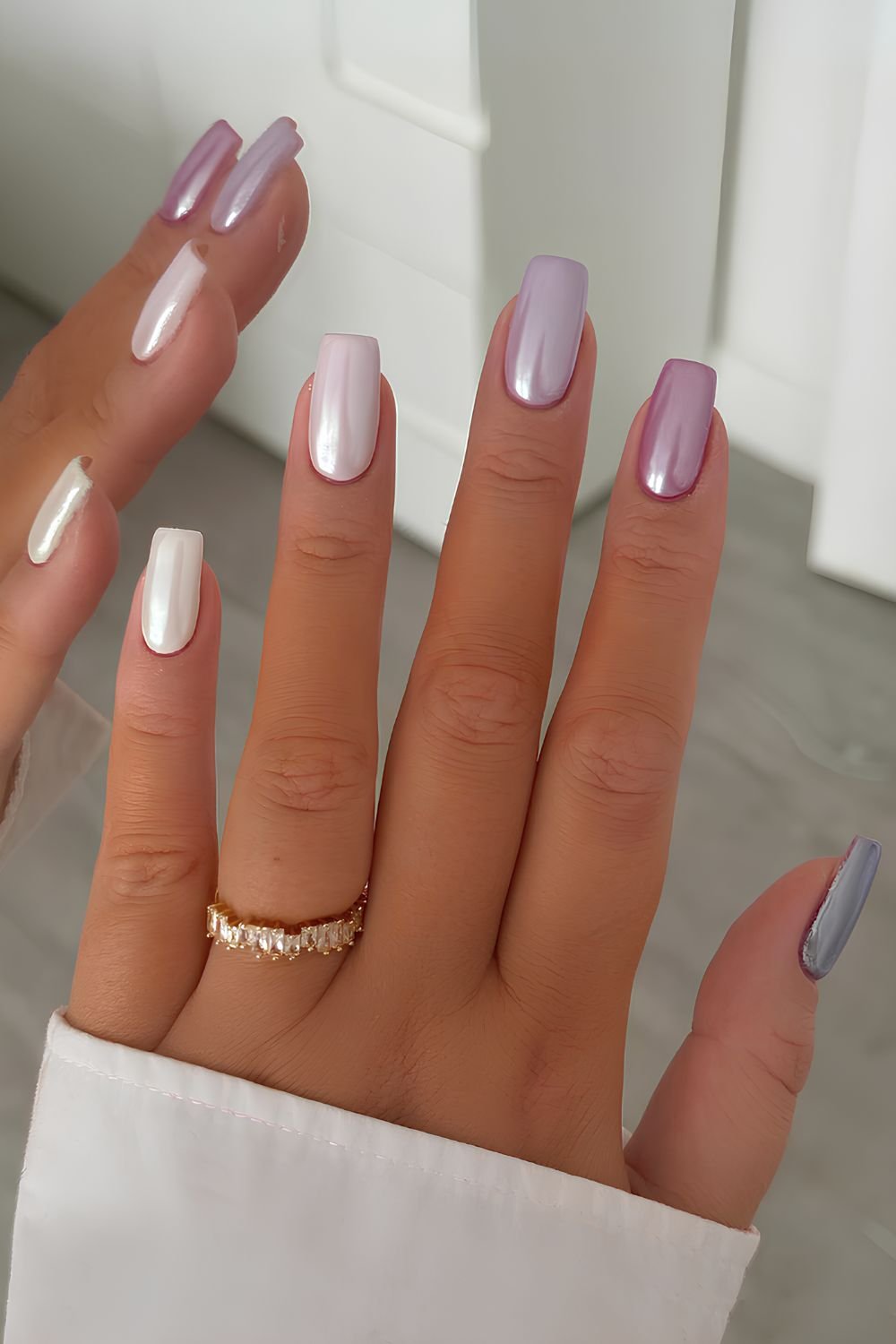 Glazed purple gradient mani