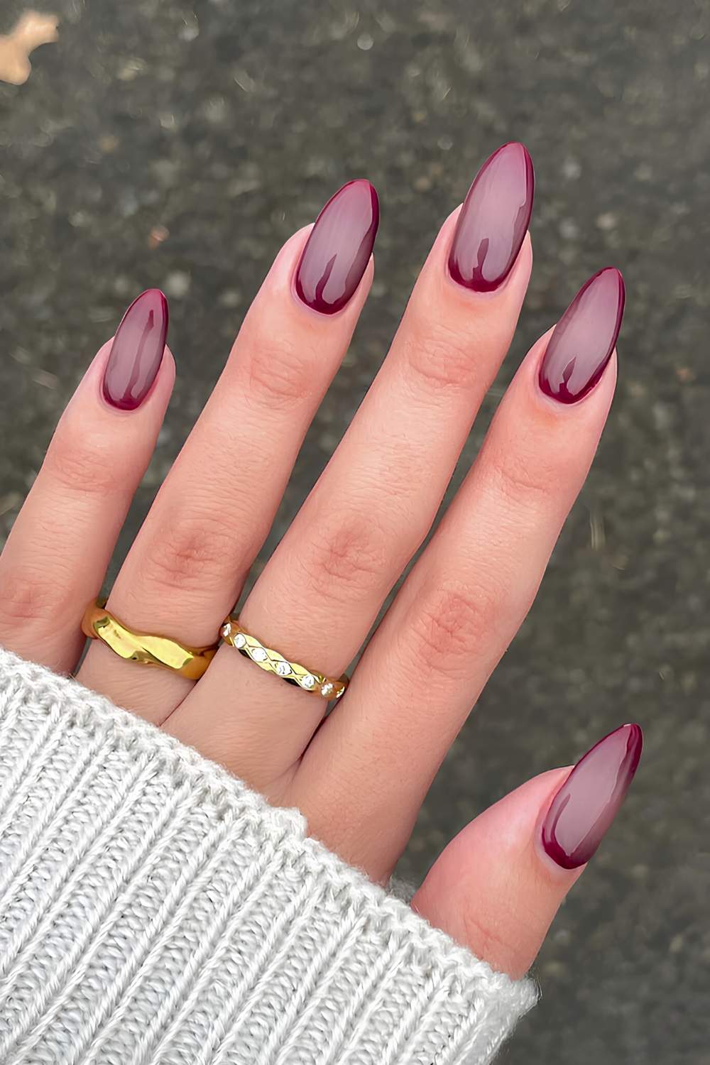 Glossy burgundy aura nails