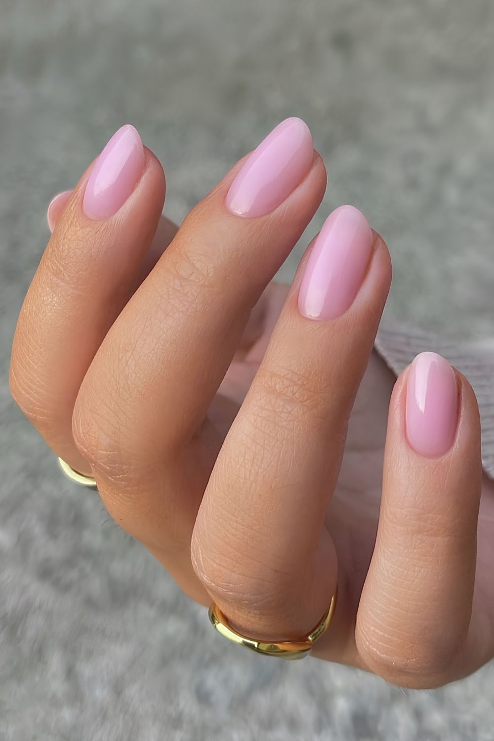 Glossy oval pink nails