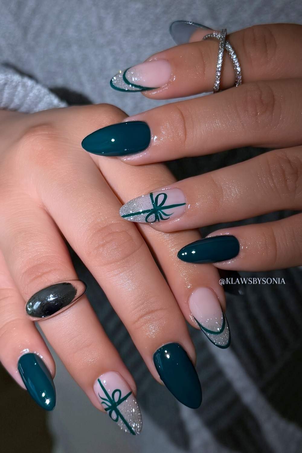 Green and silver nails with gift bow art