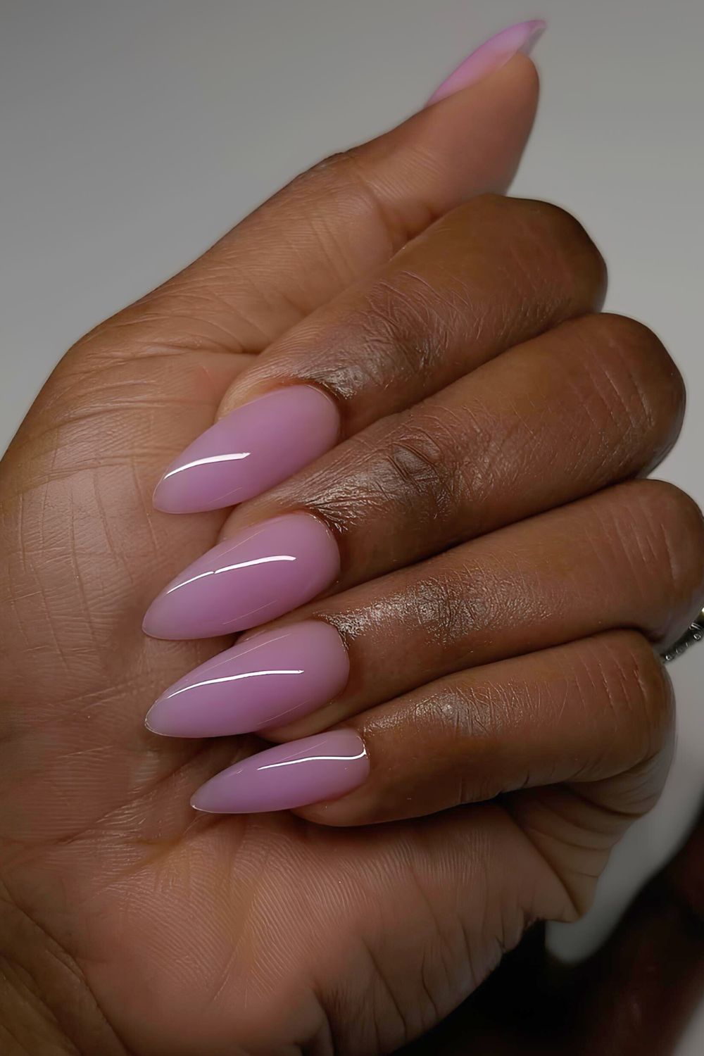 Jelly pink to purple nails