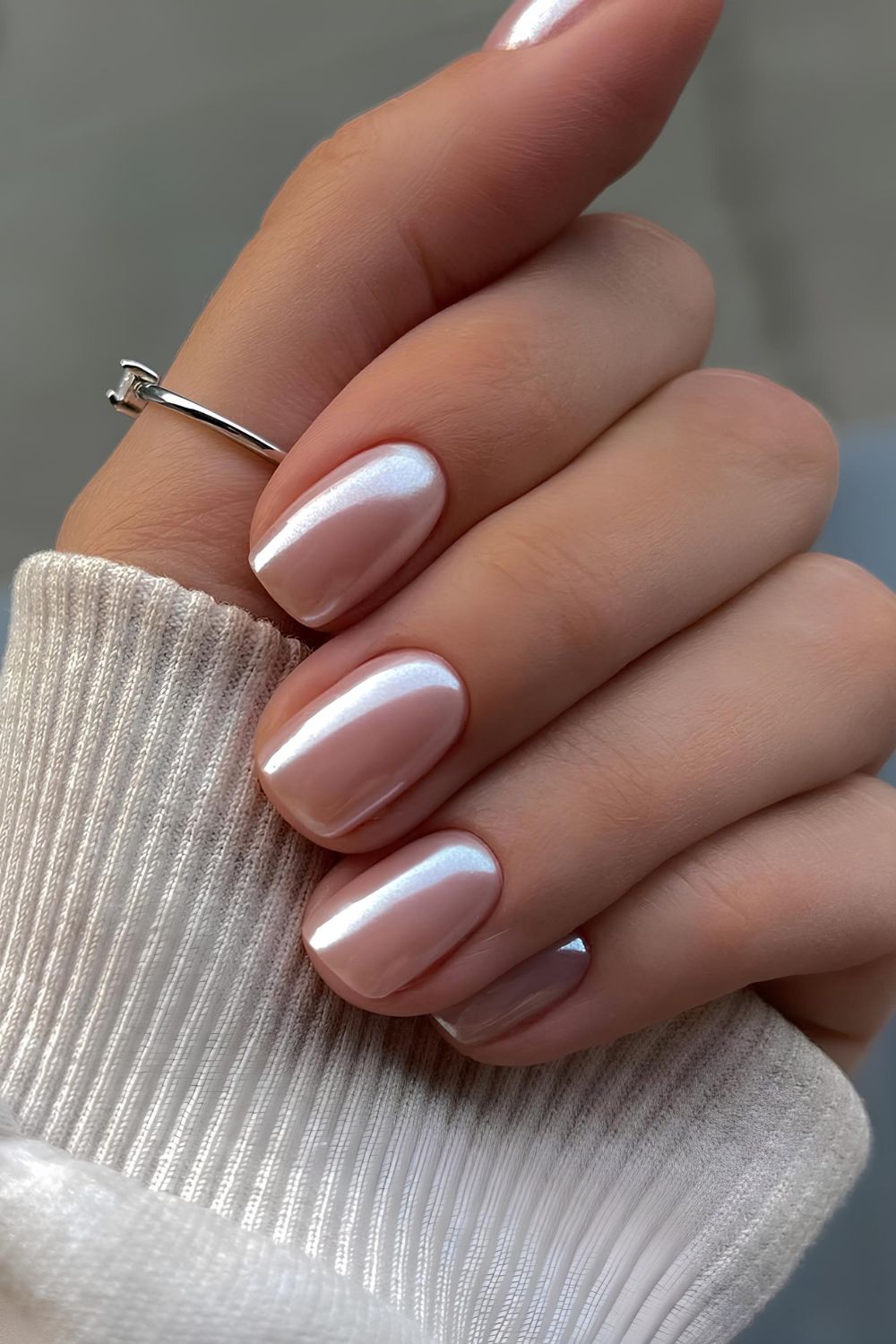 Neutral pink chrome nails