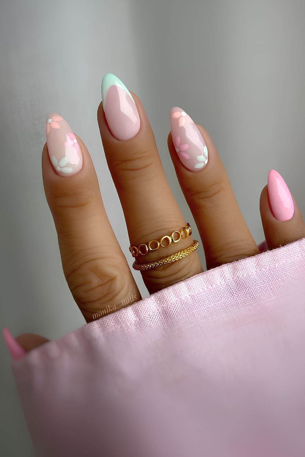 Pastel floral nails