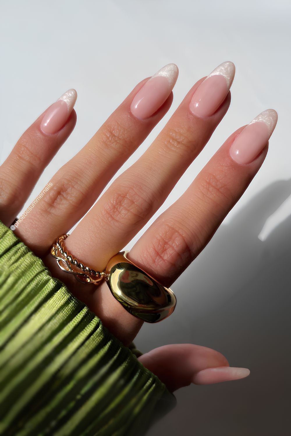 Pearl-swirl French tip nails