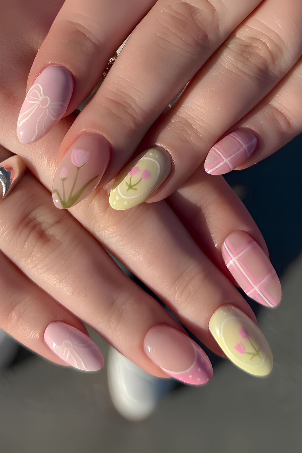 Pink and yellow nails with tulips
