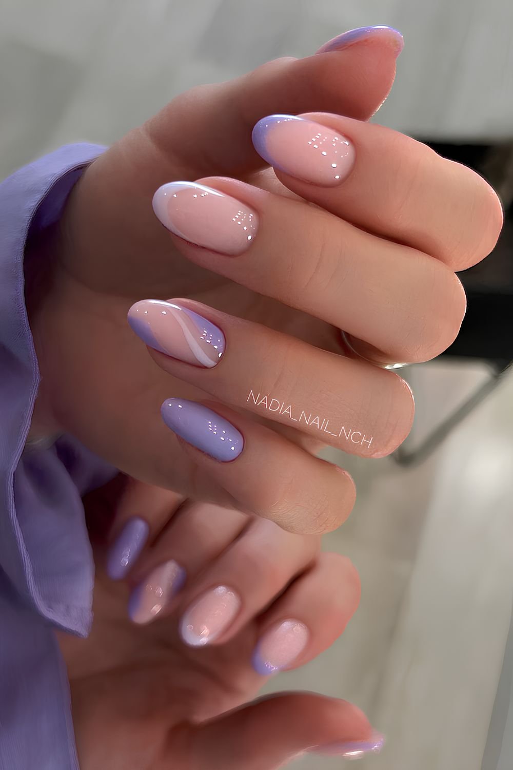 Purple mani with swirly art