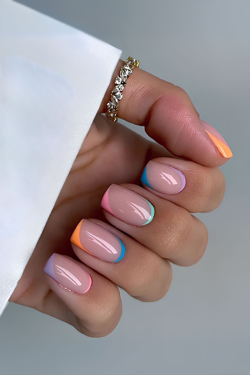 Short and colorful upside-down French nails
