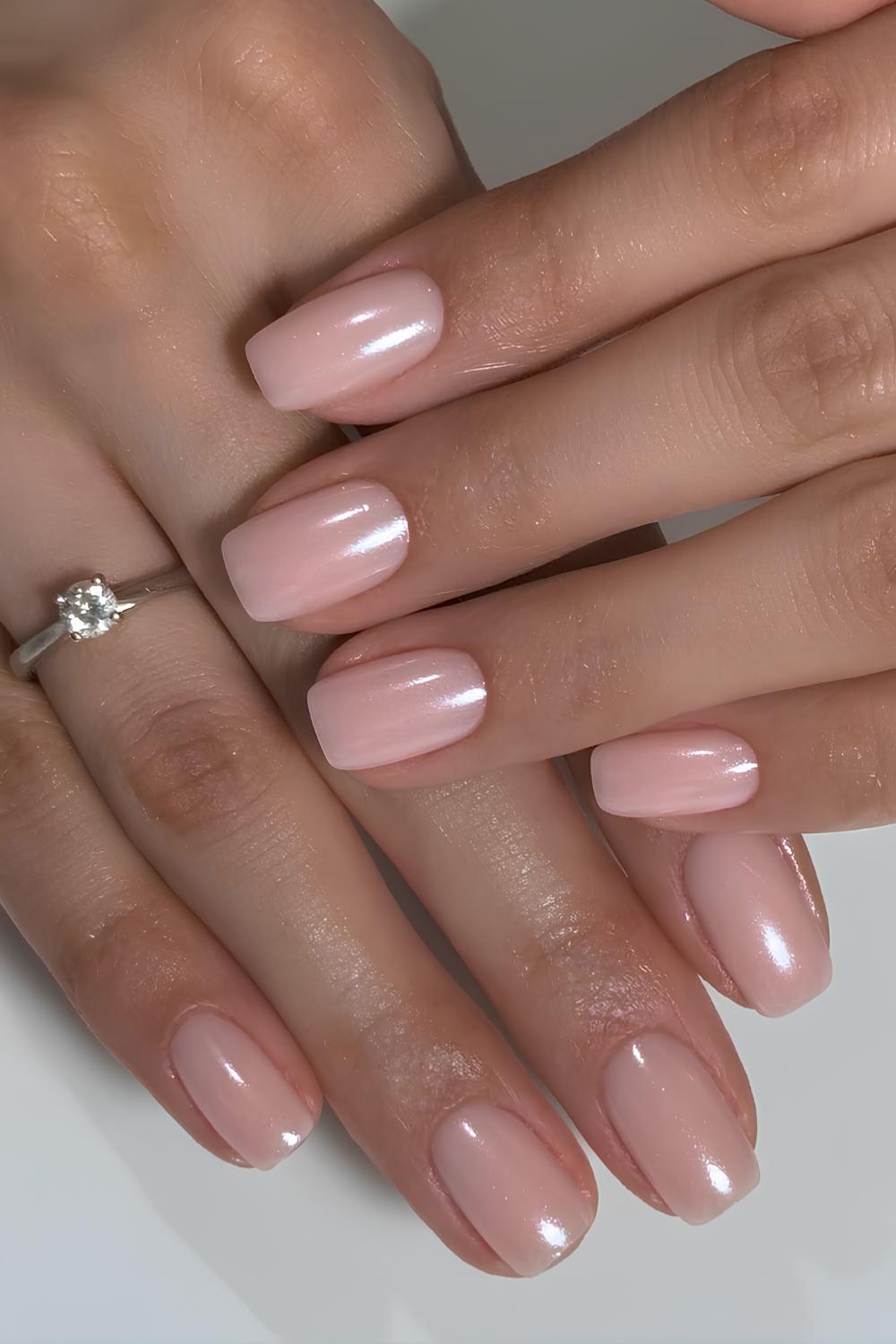 Short light pink chrome mani