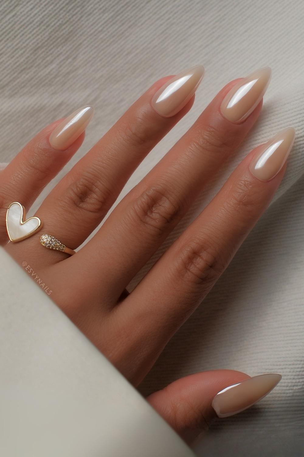 Vanilla chrome effect nails